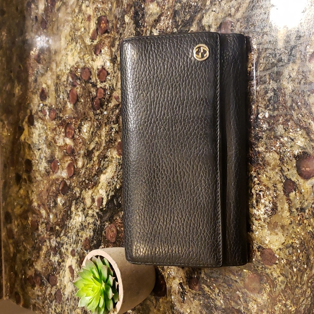 Gucci wallet